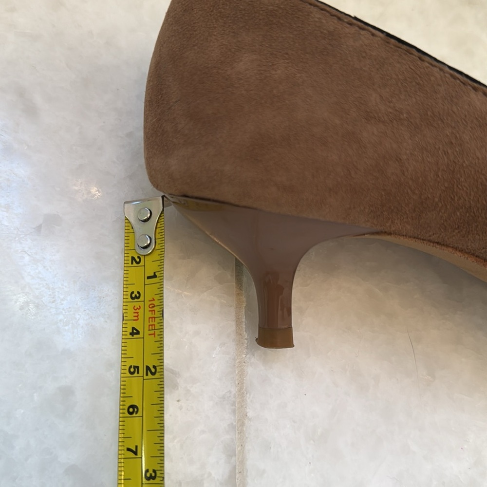 Tahari Brown Suede Heels with Bow Accent, 6 1/2 - Picture 9 of 9